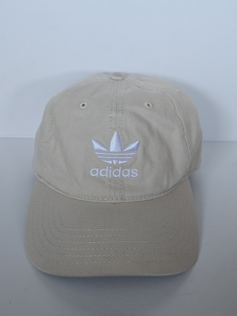 Adidas Hat Khaki Embroidered Trefoil Logo OSFA Adjustable back Ball Cap EUC